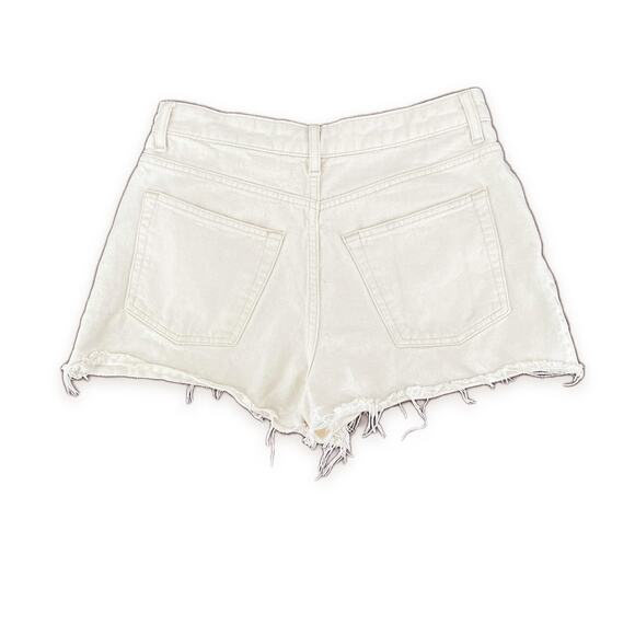 Topshop A-Line Denim Cutoff Mom High-Waist Denim Shorts Ecru size 6 - Picture 6 of 10